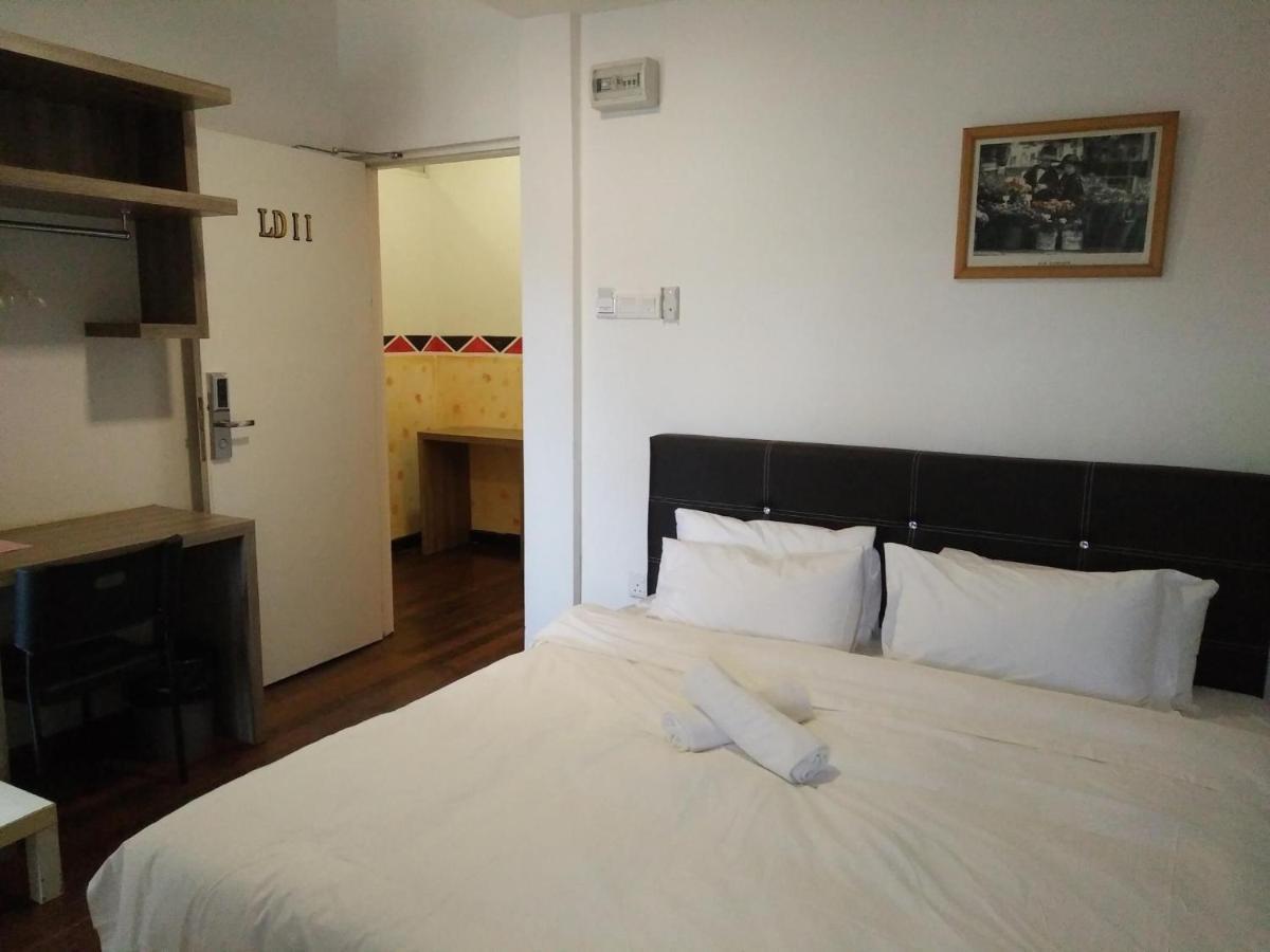 Natol Homestay - London Kuching Exterior foto