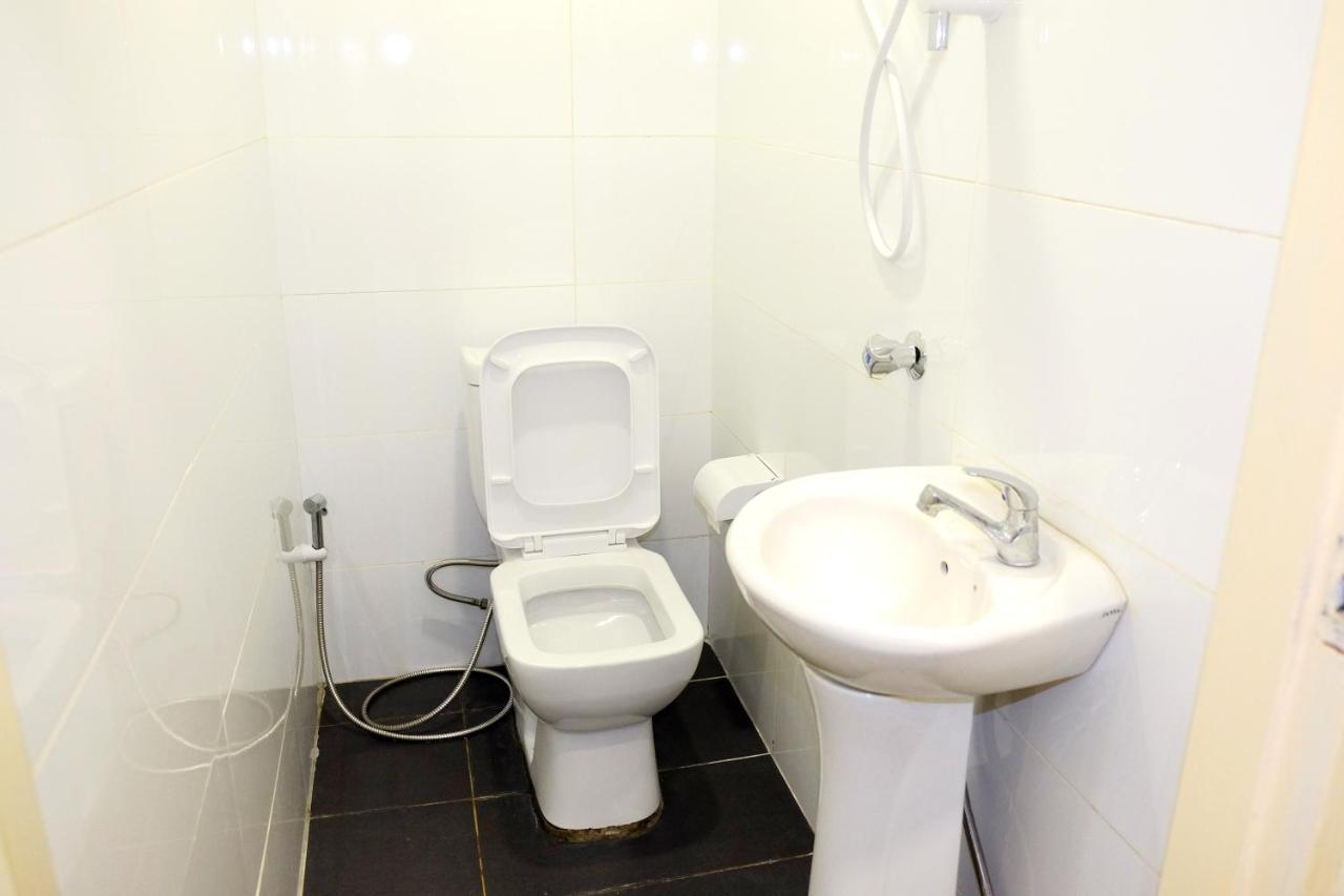 Natol Homestay - London Kuching Exterior foto