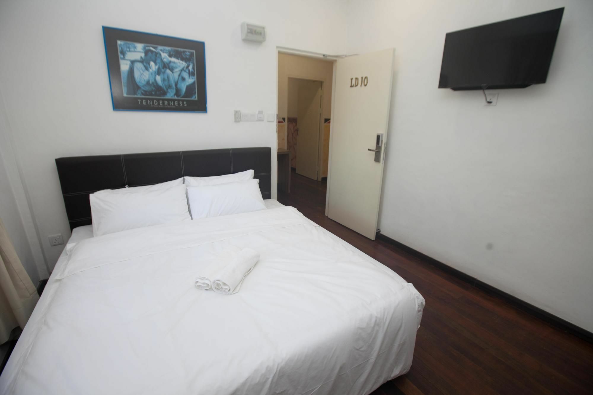 Natol Homestay - London Kuching Exterior foto