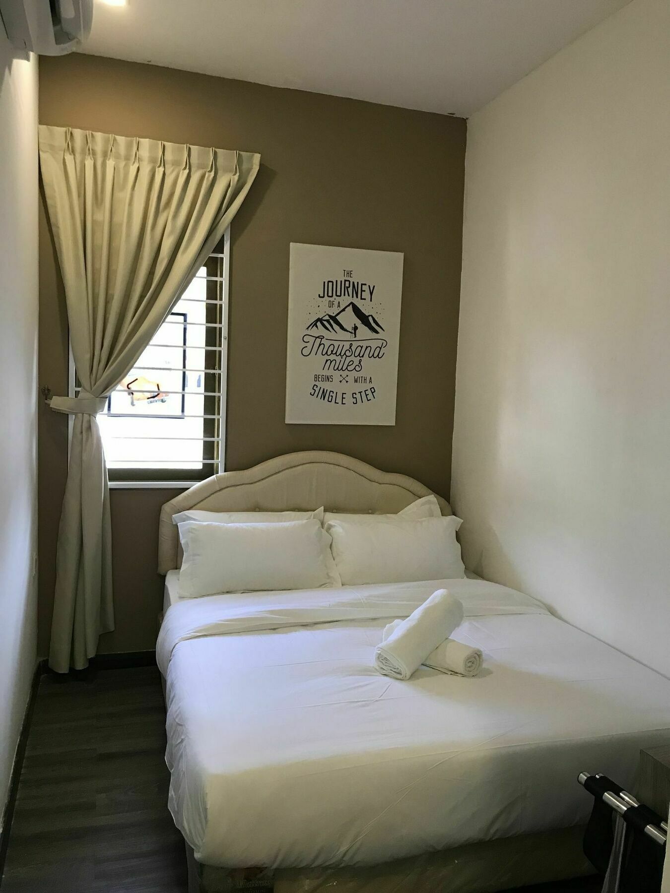Natol Homestay - London Kuching Exterior foto